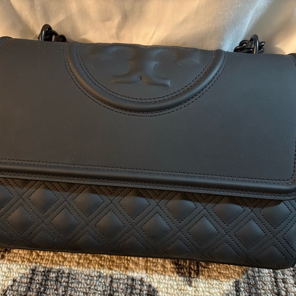 Tory Burch Fleming Matte Black Convertible Shoulder Bag - Picture 2 of 7